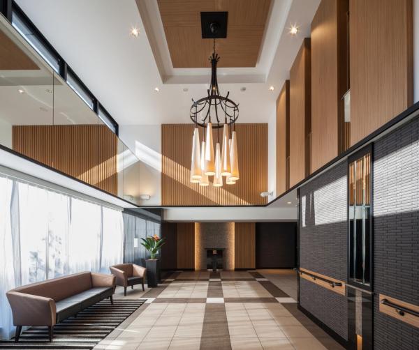 プレミア〈富山駅前〉