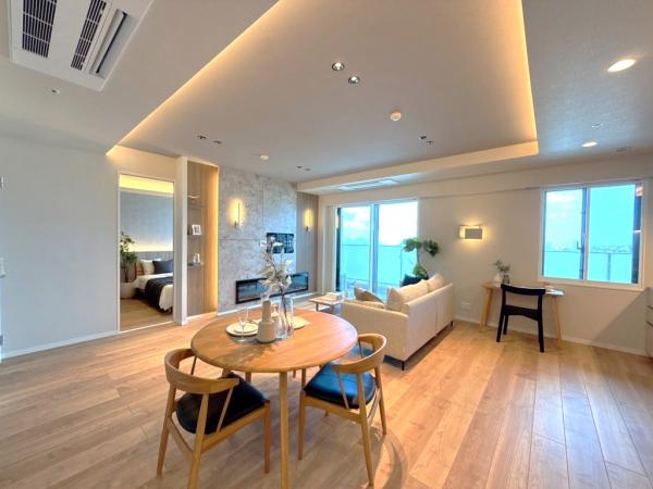 クロスエアタワー