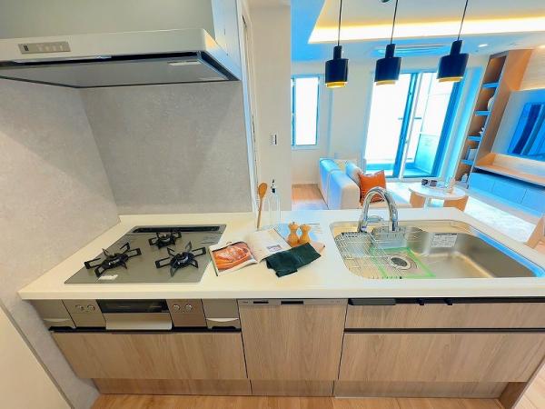 クロスエアタワー