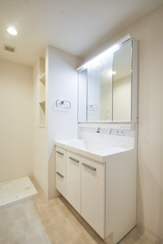 エクラン本厚木