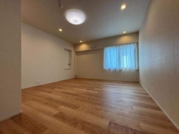 ハイトリオ赤坂八丁目