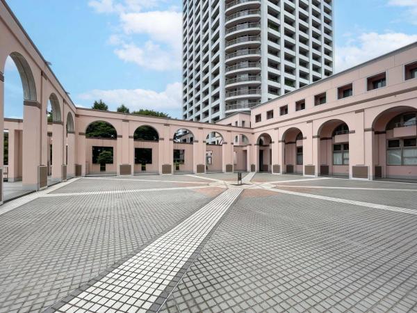 西戸山タワーホウムズセントラルタワー