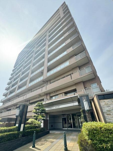 プレミア〈東金沢駅前〉