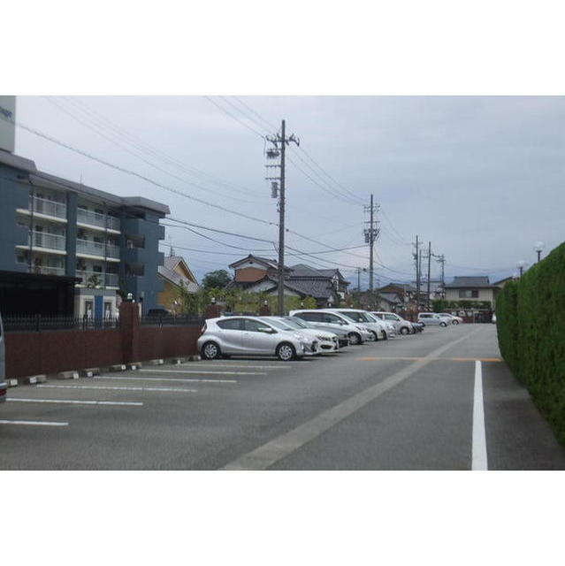 信開アーバンシティキングス 2406号室