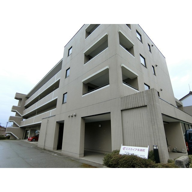 エスカイア永楽町