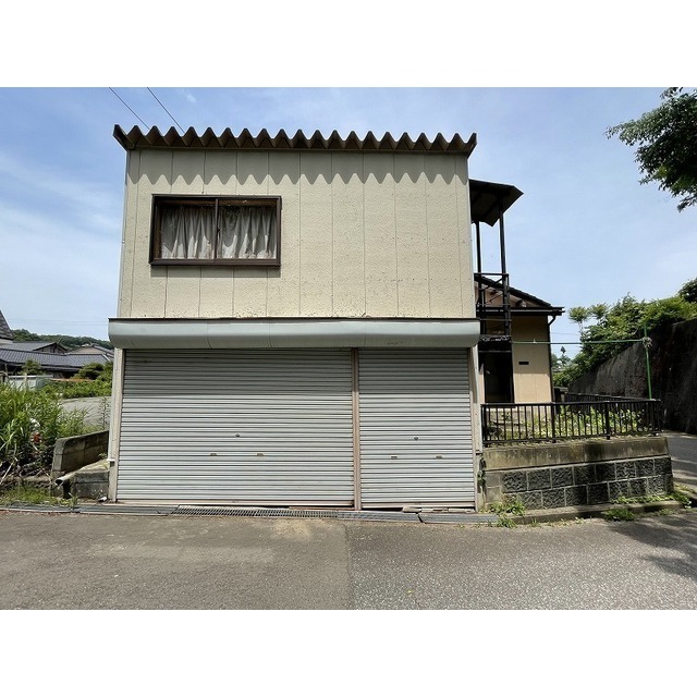 伏木矢田貸家 A号室