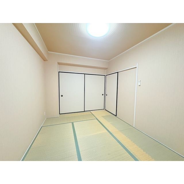 プラザ信開大和町 405号室
