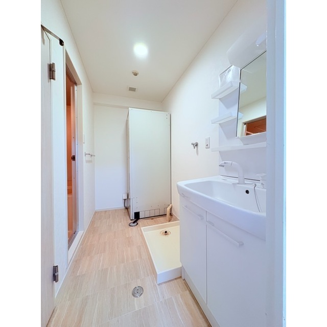 プラザ信開大和町 405号室