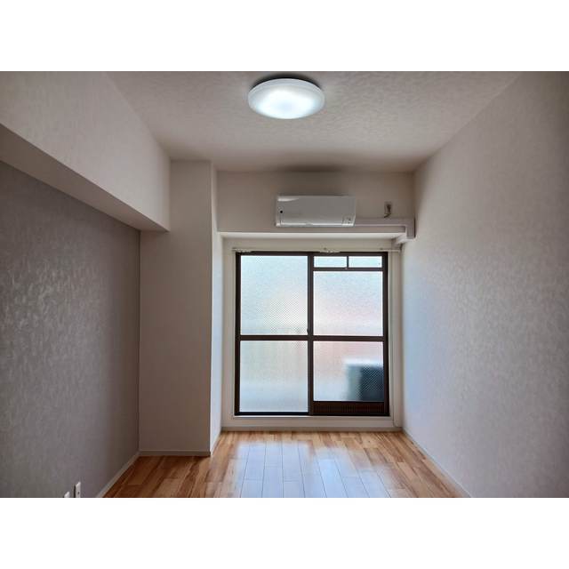 プラザ信開北安江 216号室