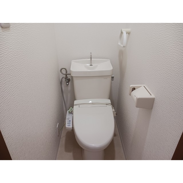 信開セルーラ城北 D号室