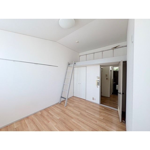 信開セルーラ金沢南 103号室