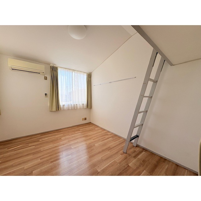 信開セルーラ金沢南 103号室