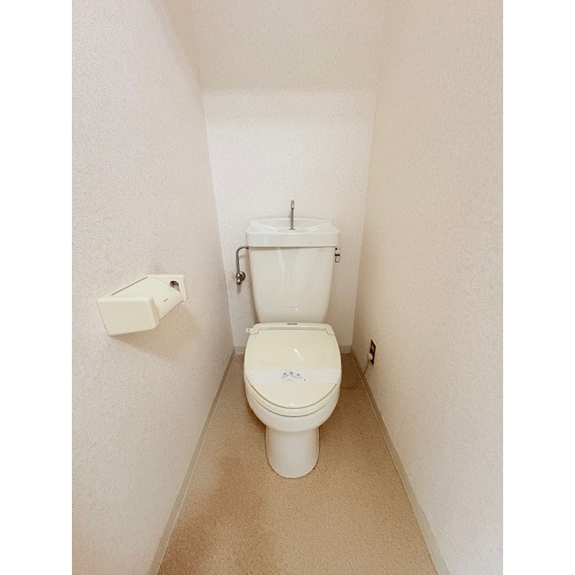 信開セルーラ金沢南 103号室