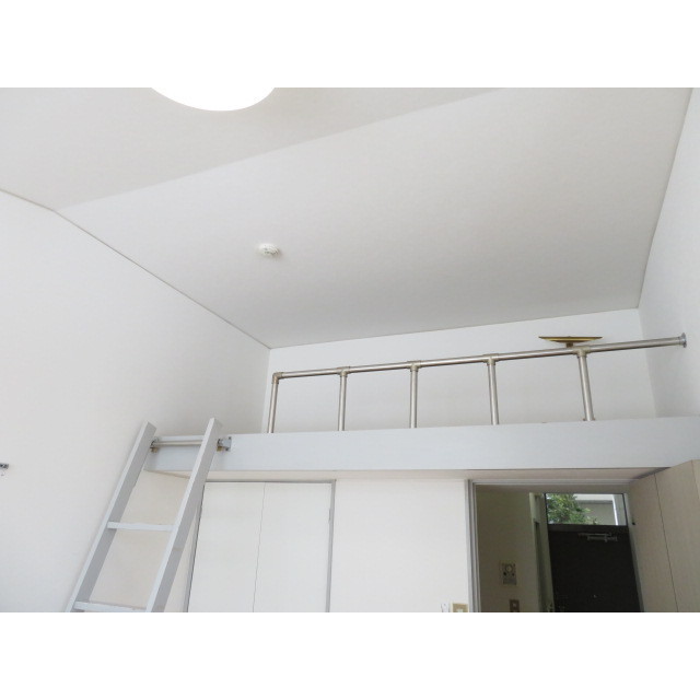 信開セルーラ金沢南 103号室