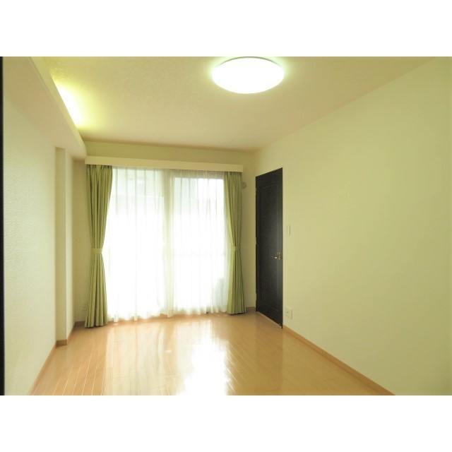 アパガーデンズ駅西けやき通り 502号室