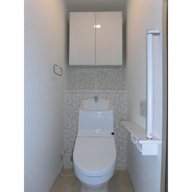 プレミア金沢中央通 303号室