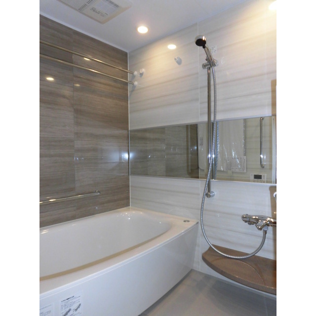 プレミア金沢中央通 303号室