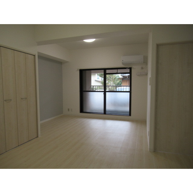 プラザ信開糸町 105号室