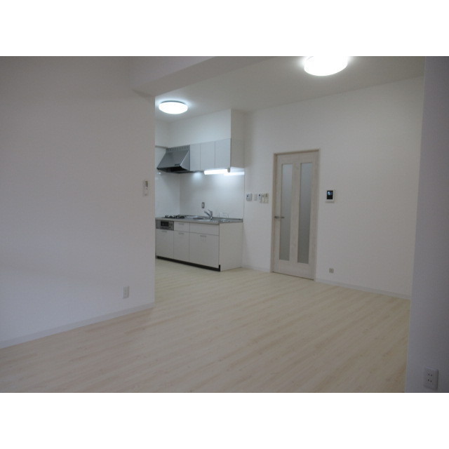 プラザ信開糸町 105号室