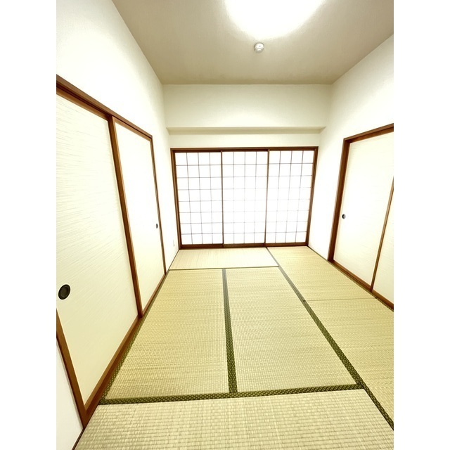 信開ドムス大領中 215号室