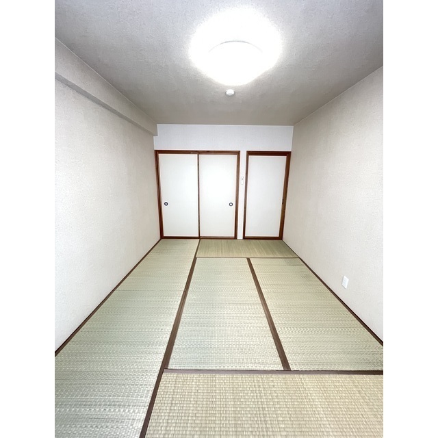 信開ドムス大領中 708号室