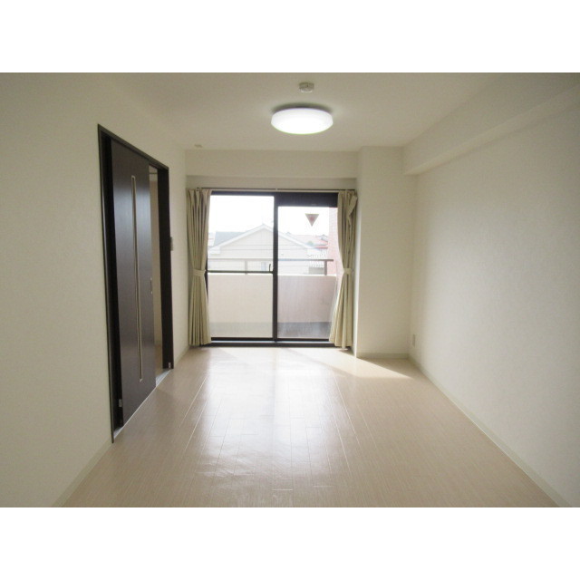 信開ウエラコート大領中 328号室