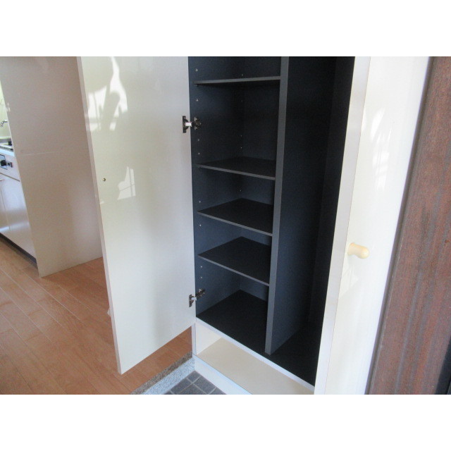 信開トピア南末広 103号室