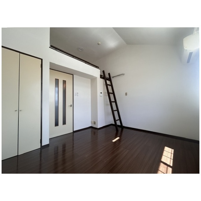 信開セルーラ末広 207号室