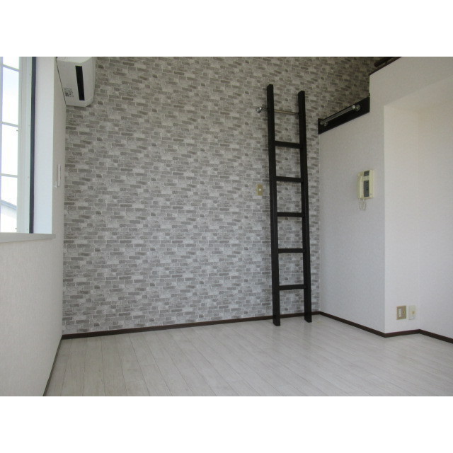 信開セルーラ末広 208号室