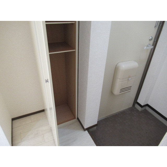 信開セルーラ末広 208号室