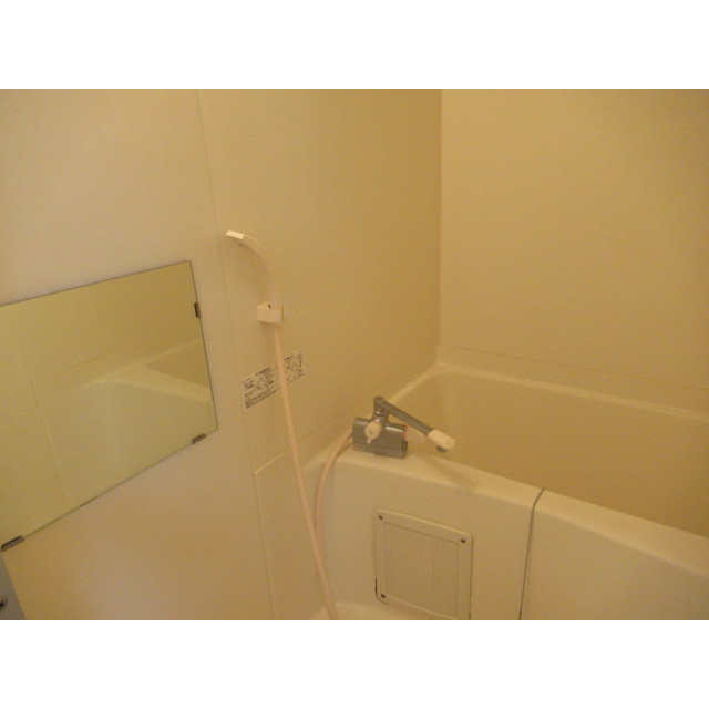 信開セルーラ上小松2 2205号室