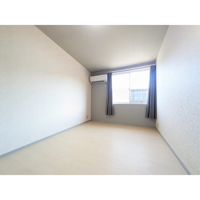 信開セルーラ山代温泉南1 205号室