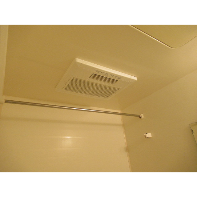 信開セルーラ山代温泉南2 206号室 浴室乾燥機付換気扇！