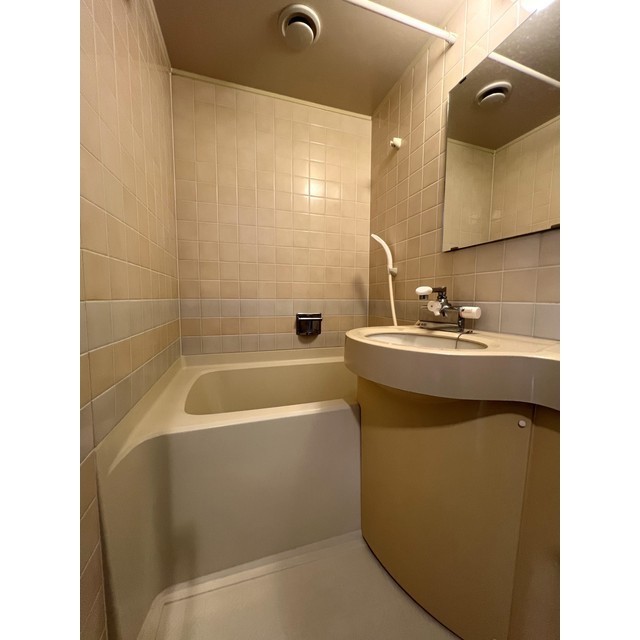 信開グラビス城川原 608号室