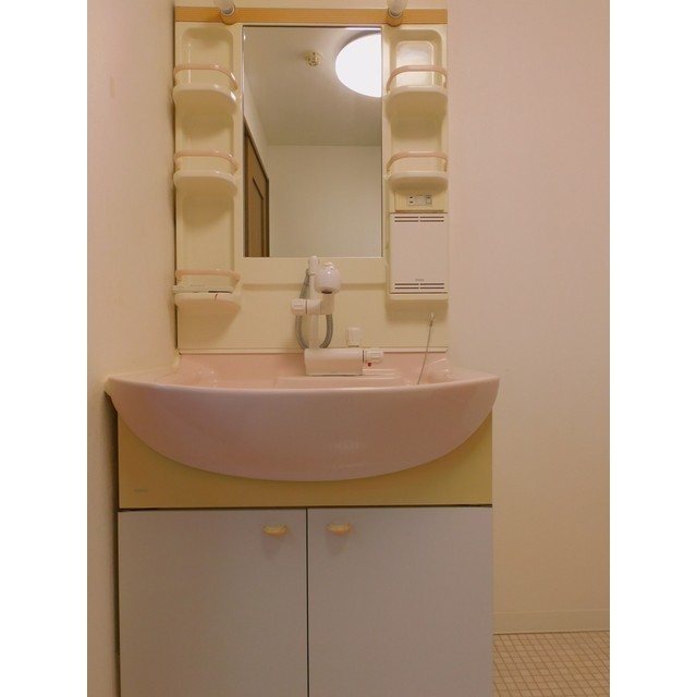 信開ドムス城川原 707号室