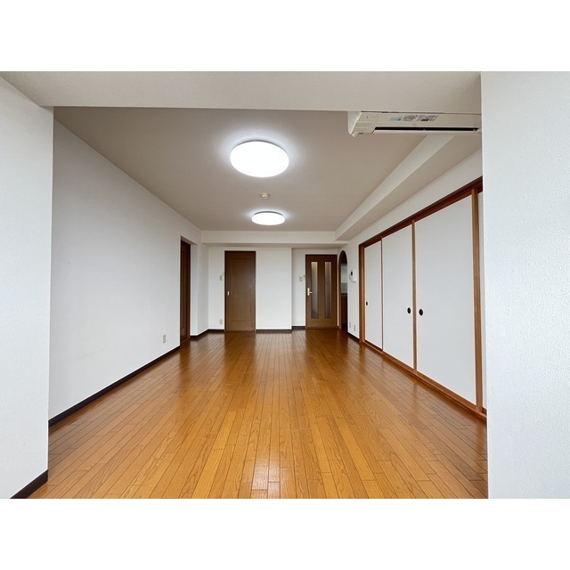 信開ドムス城川原 707号室