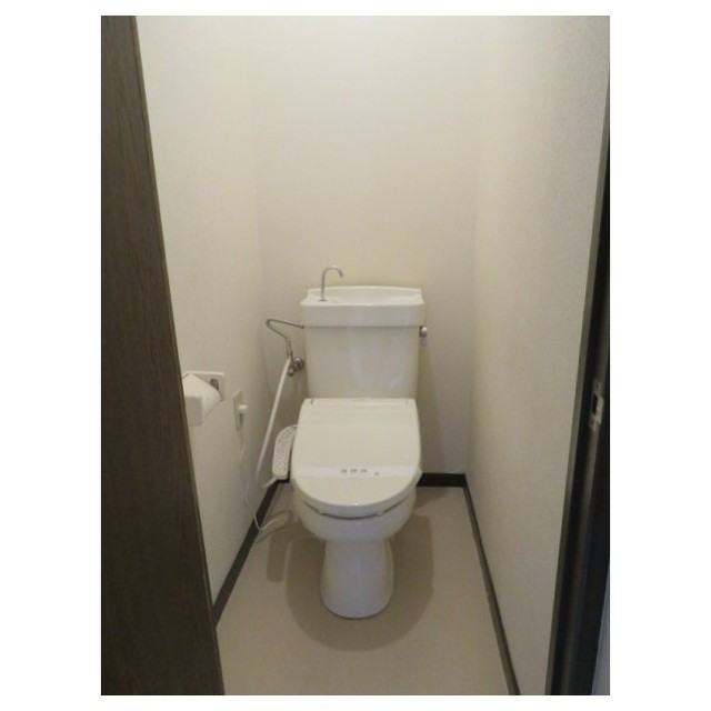 信開トピア堤町 701号室