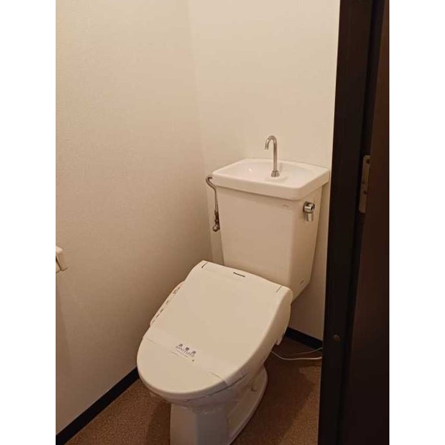 信開アーバンシティキングス 2406号室