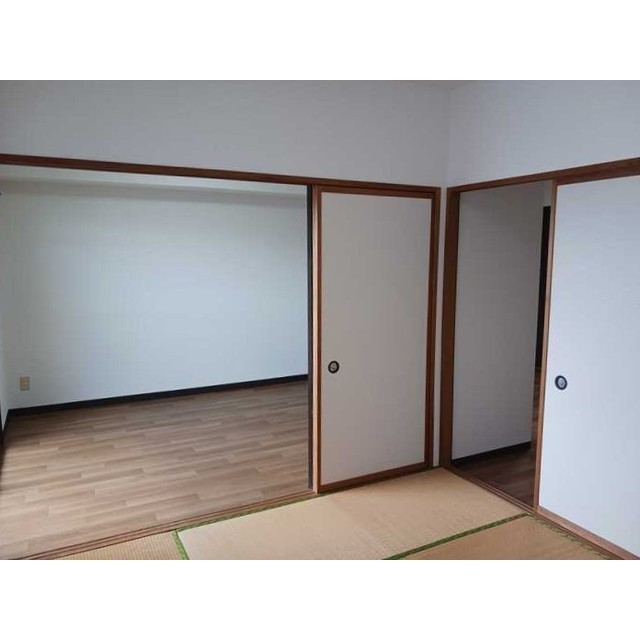 信開アーバンシティキングス 2406号室