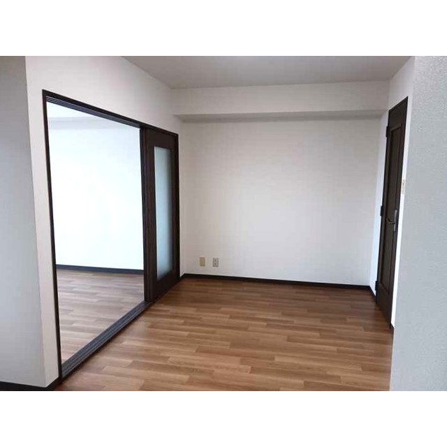 信開アーバンシティキングス 2406号室