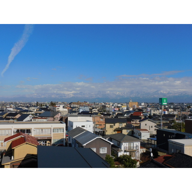 信開トピア大町 601号室