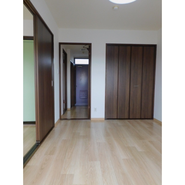 信開トピア下赤江 303号室