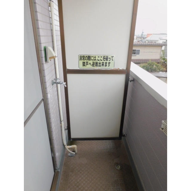 信開トピア下赤江 303号室