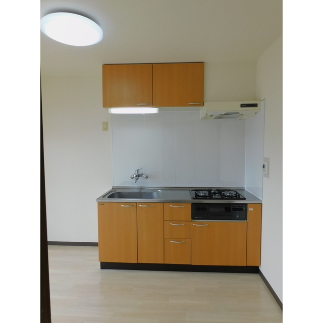 信開セルーラ田中町 202号室