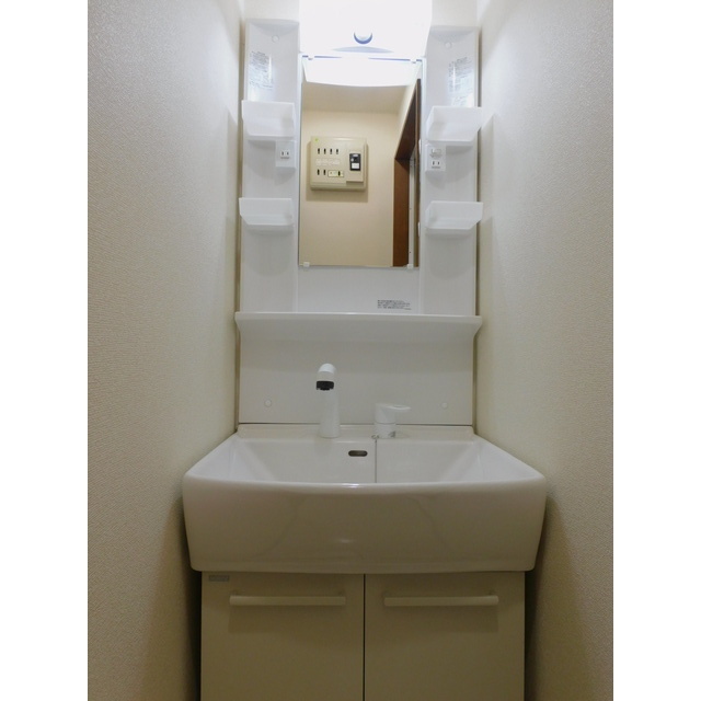 信開セルーラ田中町 202号室