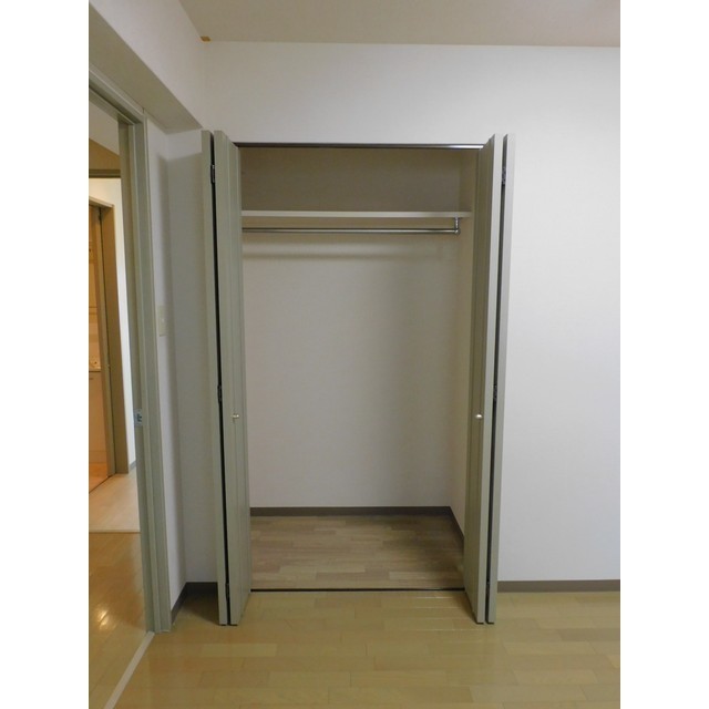 信開クレベール富山 1202号室