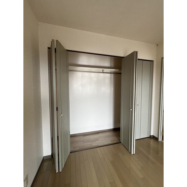 信開クレベール富山 1202号室