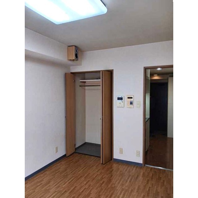 ダイアパレス安野屋 220号室