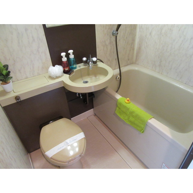 信開レジデンスイン高岡 805号室