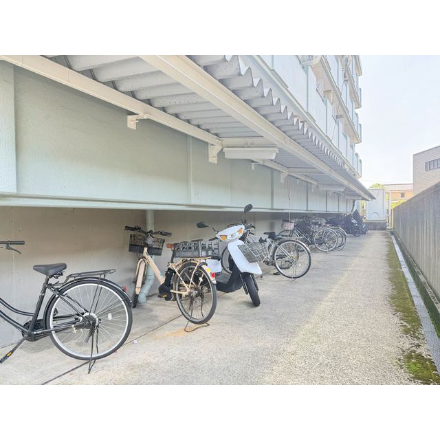 信開ウエラコート足羽 418号室